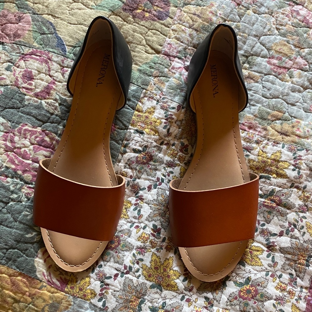 Flat open toe size 8